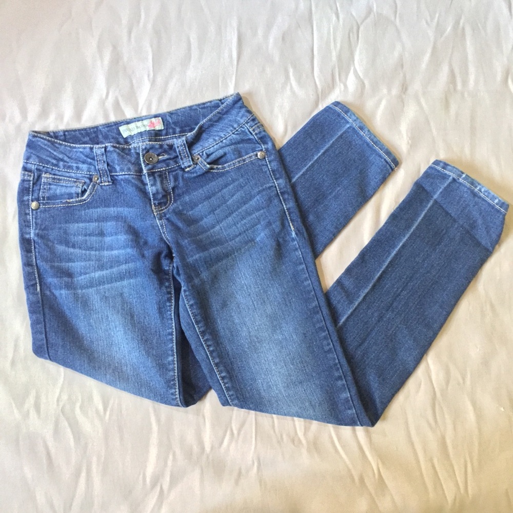 Straight leg blue jeans